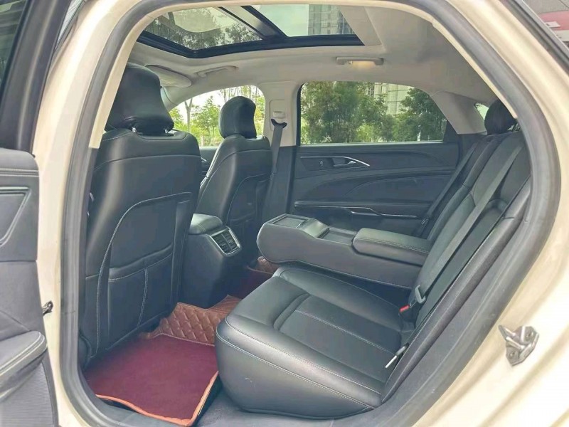 济宁16年福特金牛座5