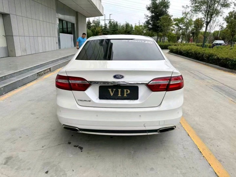 济宁16年福特金牛座6