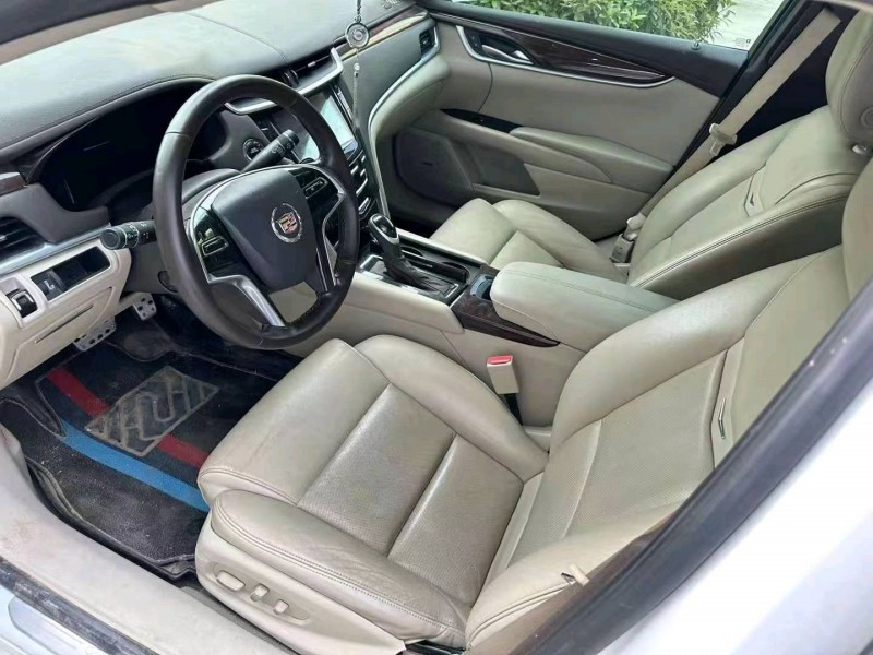 济南15年凯迪拉克XTS6