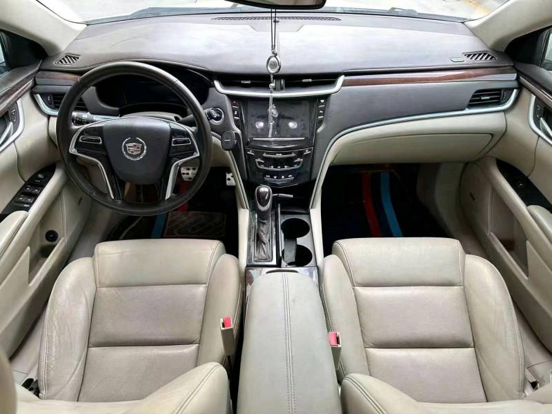 济南15年凯迪拉克XTS8