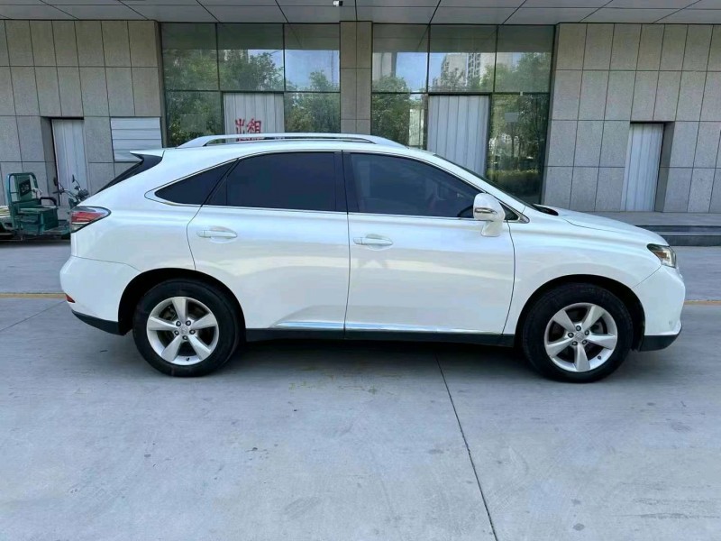 潍坊12年雷克萨斯RX8