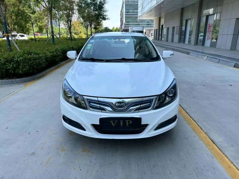 烟台17年比亚迪E51