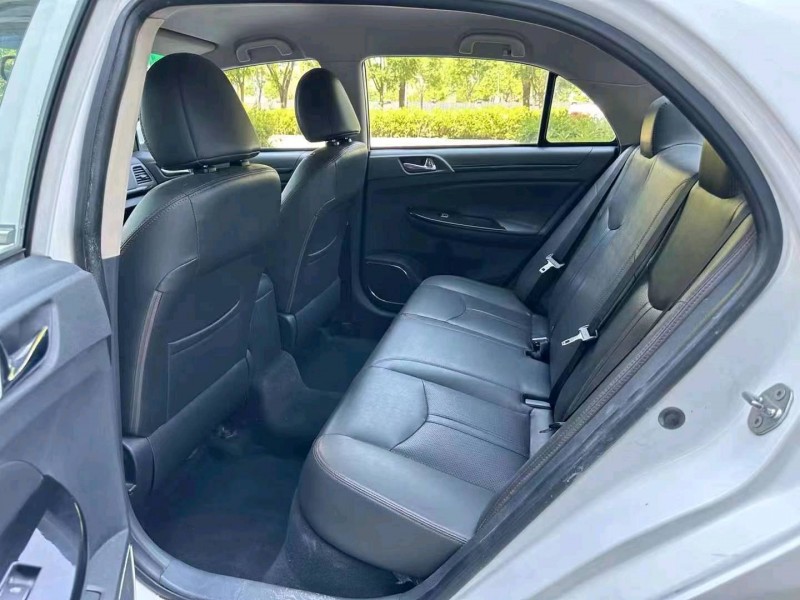 烟台17年比亚迪E57