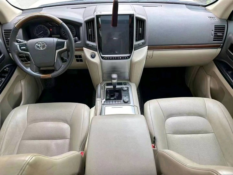 潍坊18年丰田兰德酷路泽8