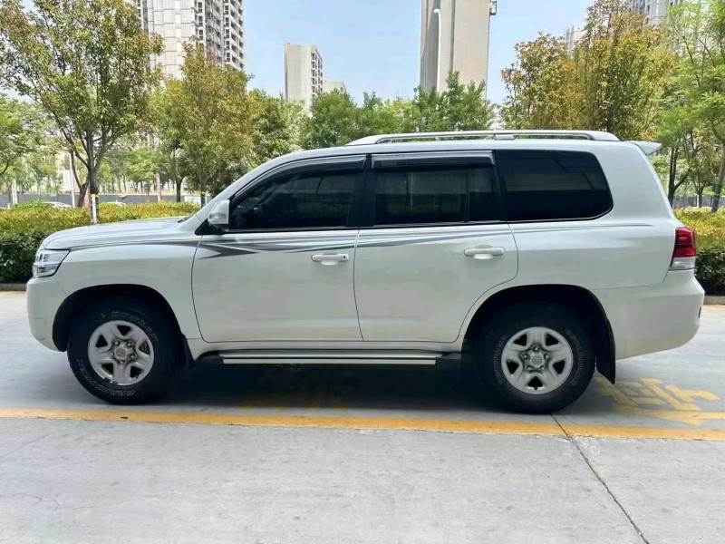 潍坊20年丰田兰德酷路泽3