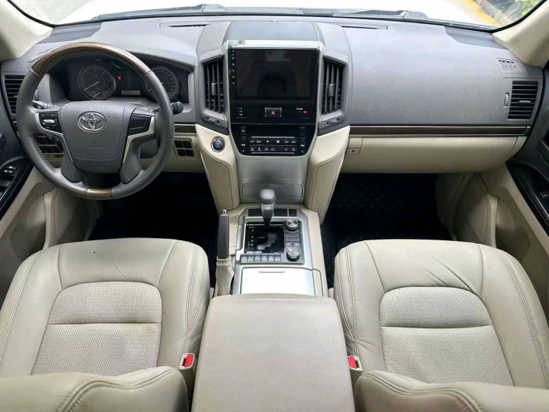 潍坊20年丰田兰德酷路泽4