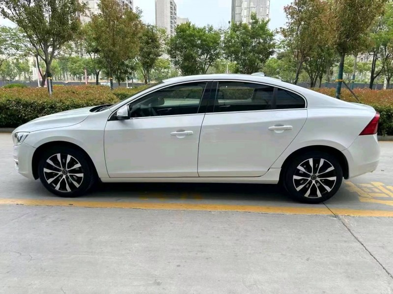 威海19年沃爾沃S60L3