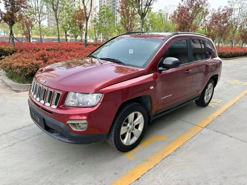 萊蕪13年Jeep指南者2