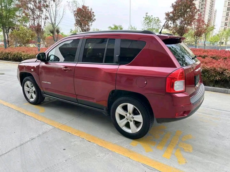 萊蕪13年Jeep指南者3