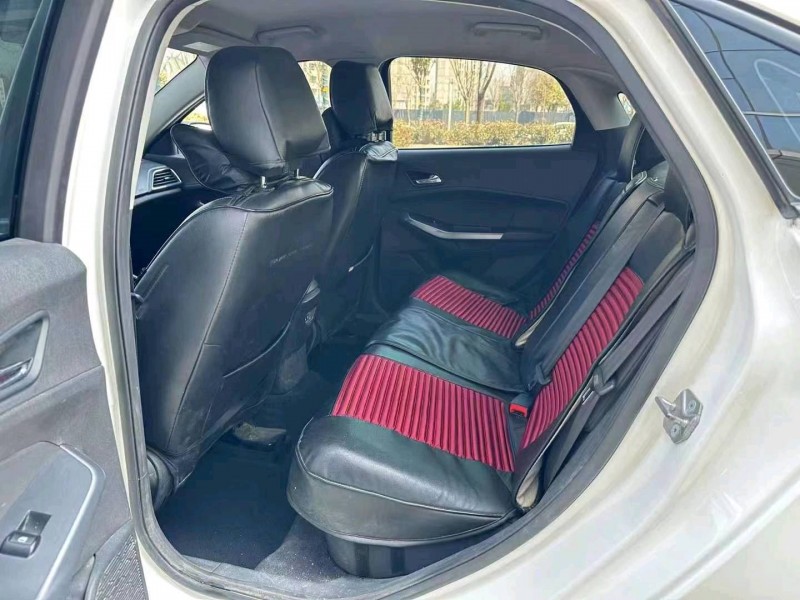 潍坊20年福特福睿斯4