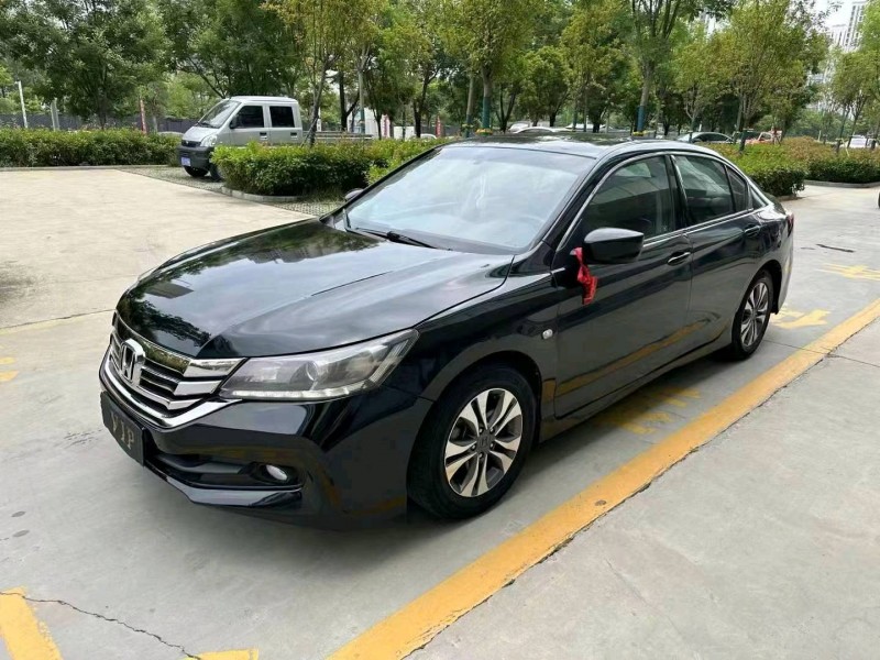 烟台15年本田雅阁2