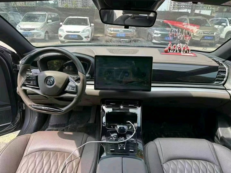 重庆22年比亚迪汉4