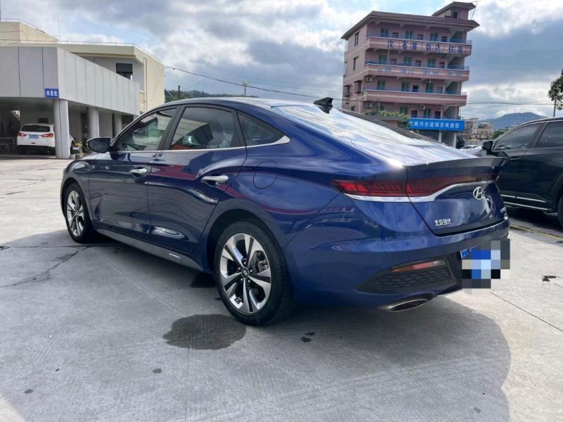 广州21年现代菲斯塔7