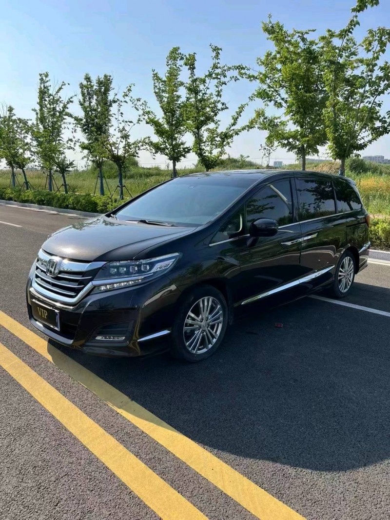 徐州18年本田艾力绅2