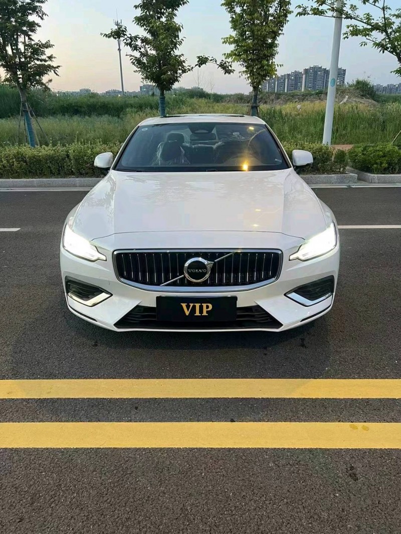 徐州23年沃尔沃S60L1