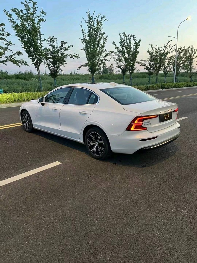 徐州23年沃尔沃S60L7