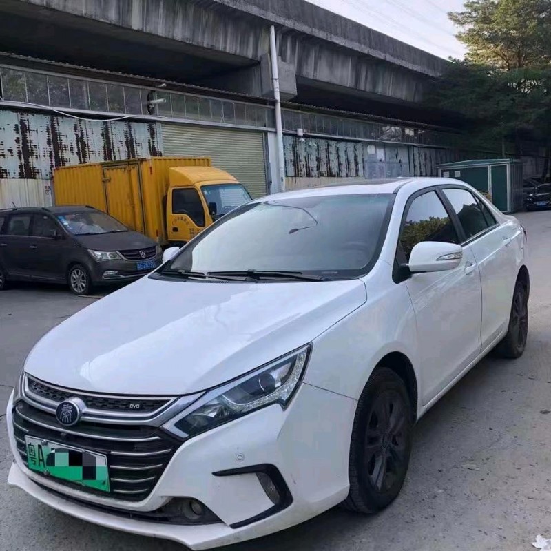 广州18年比亚迪秦3