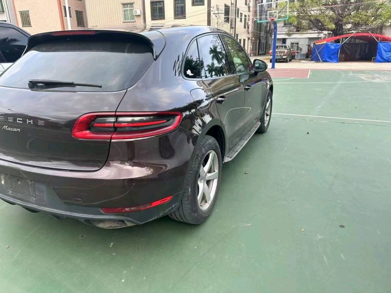广州16年保时捷Macan3