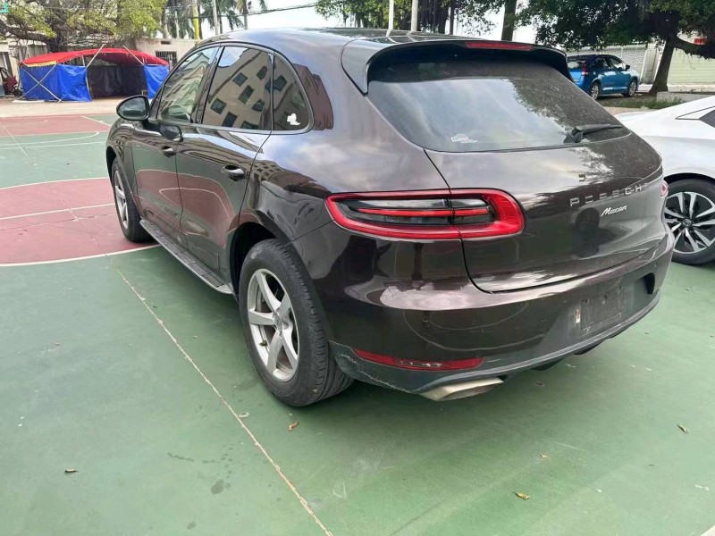 广州16年保时捷Macan6
