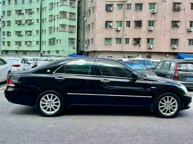 广州08年丰田皇冠4
