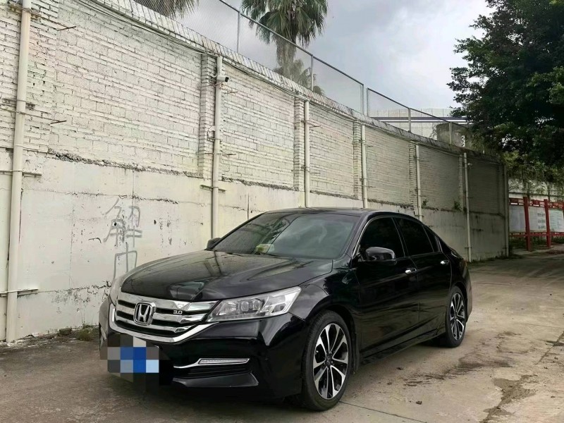 广州14年本田雅阁2