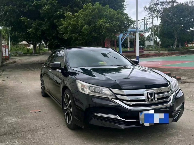 广州14年本田雅阁3