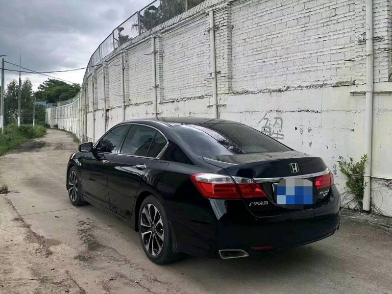 广州14年本田雅阁8