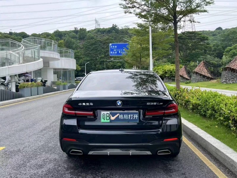 广州21年宝马5系9