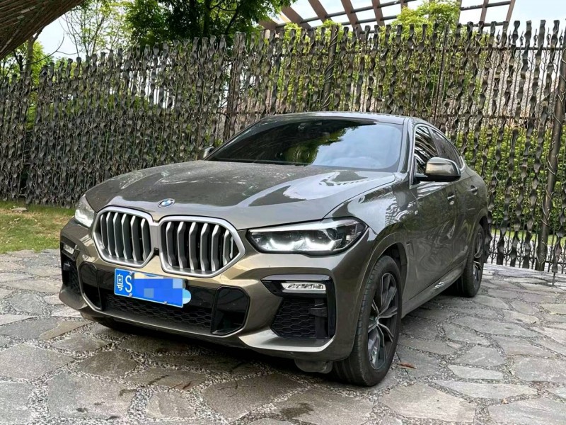广州21年宝马X63