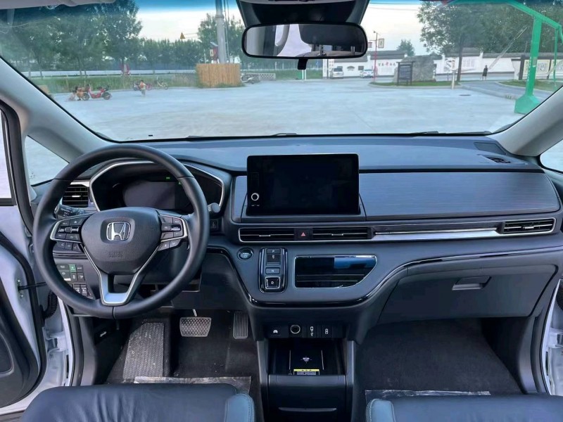 徐州24年本田艾力绅4