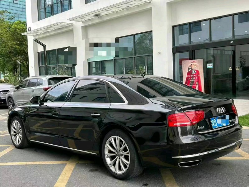 广州13年奥迪A8L7