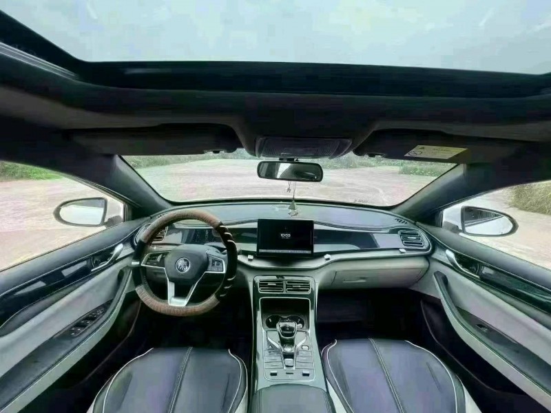 邵阳23年比亚迪秦3