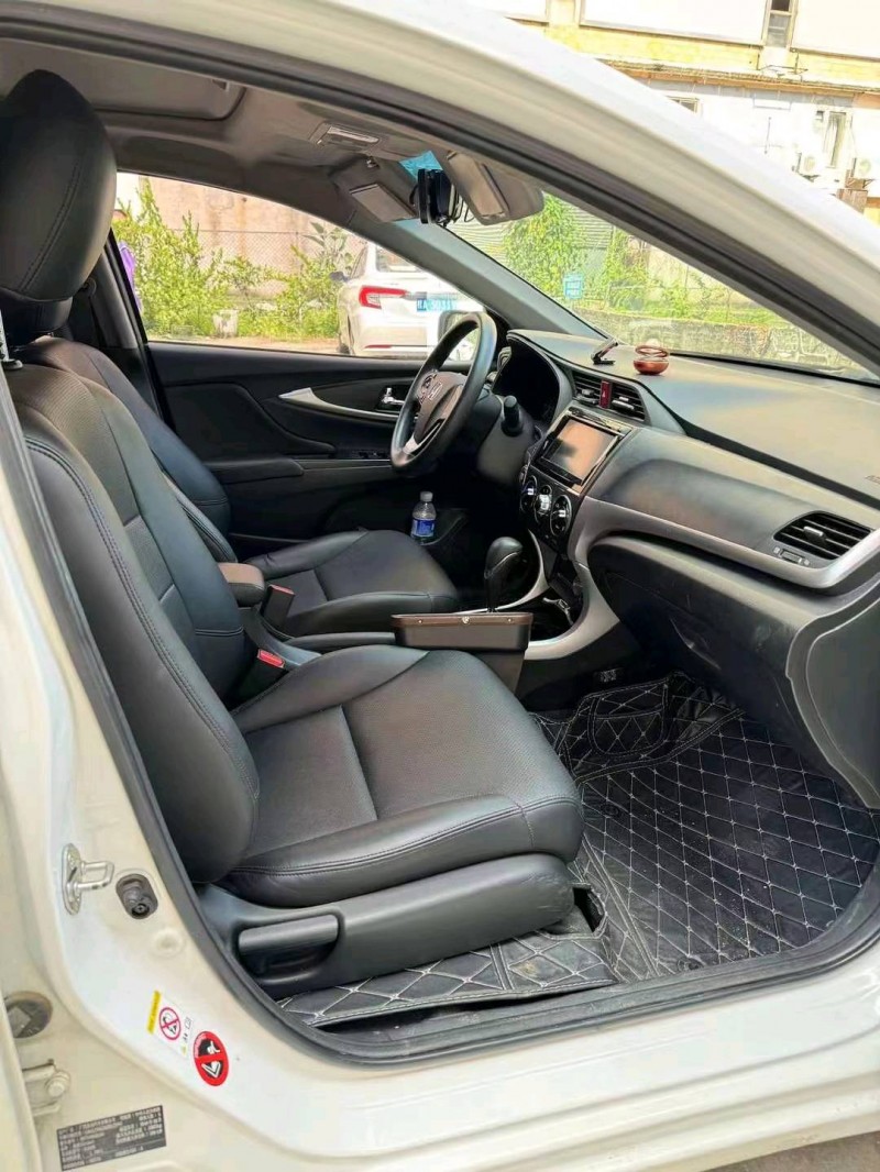 广州16年本田凌派5