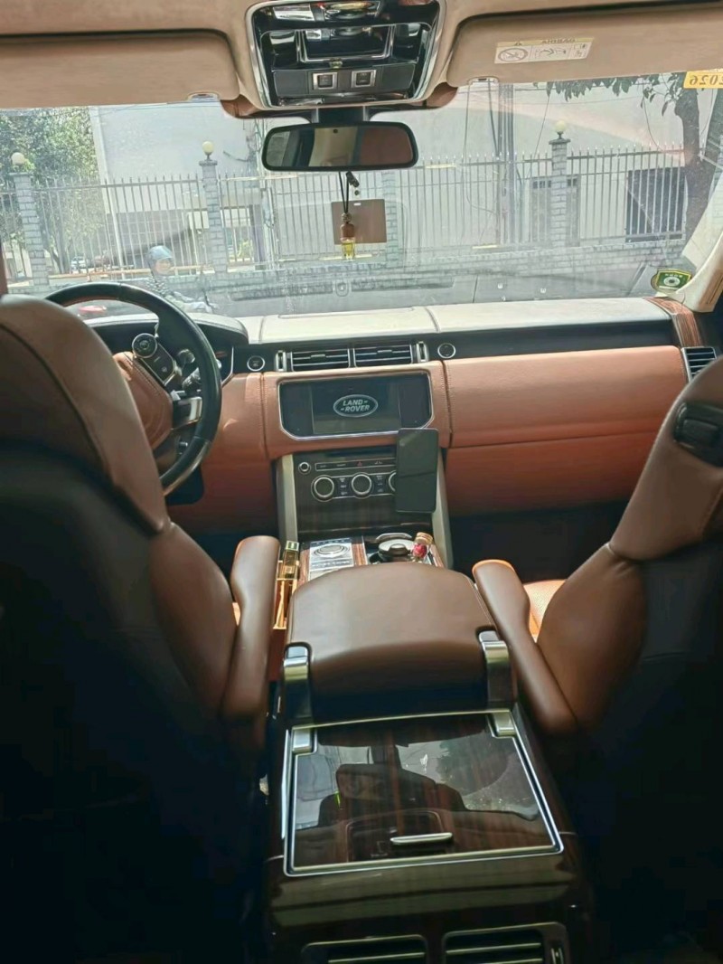 广州16年路虎揽胜行政4