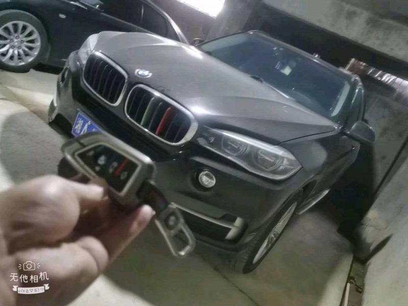 保定15年宝马X52