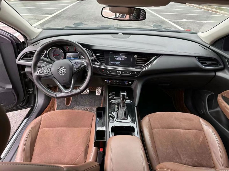 徐州18年别克君威7