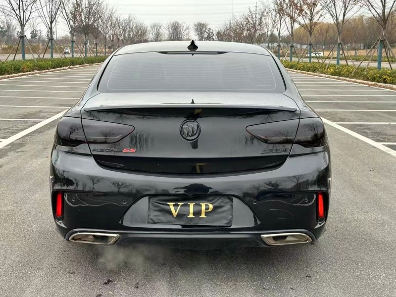 徐州18年别克君威9