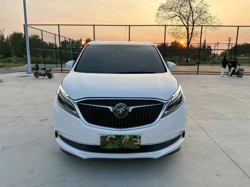 徐州17年别克GL81