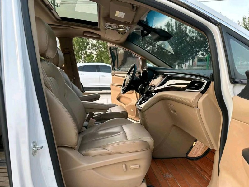 徐州17年别克GL85