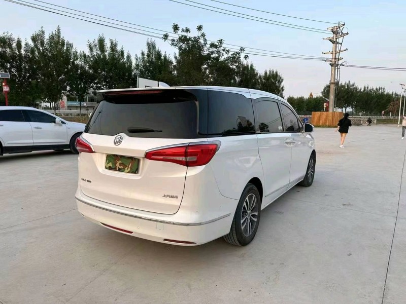 徐州17年别克GL88