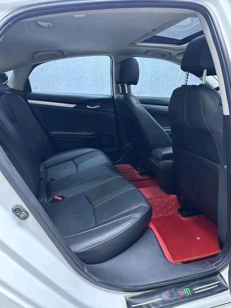 廊坊17年本田思域7