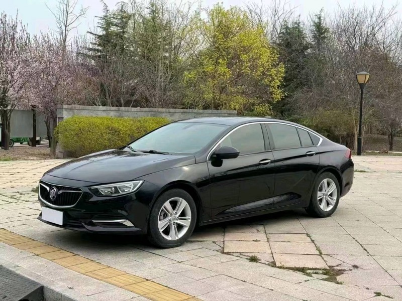 潍坊20年别克君威3