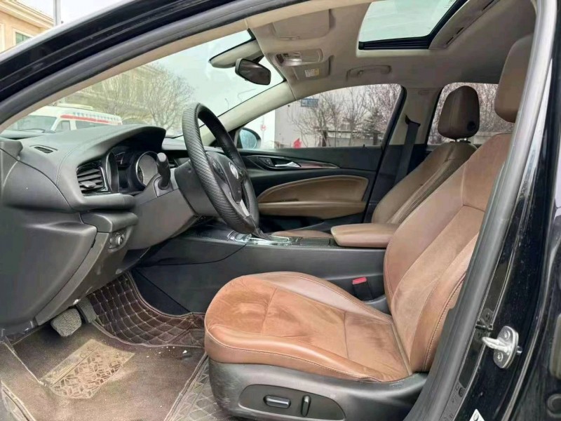 潍坊20年别克君威6