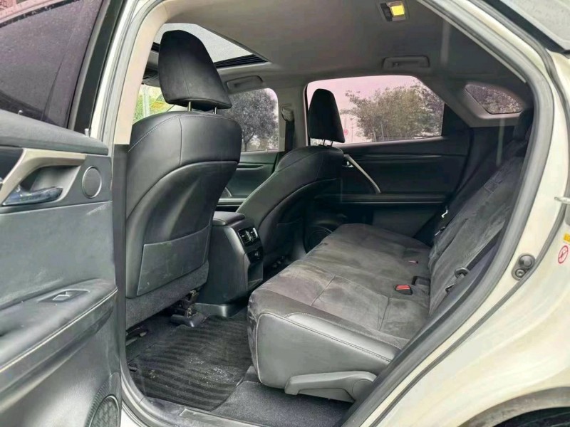 潍坊17年雷克萨斯NX8