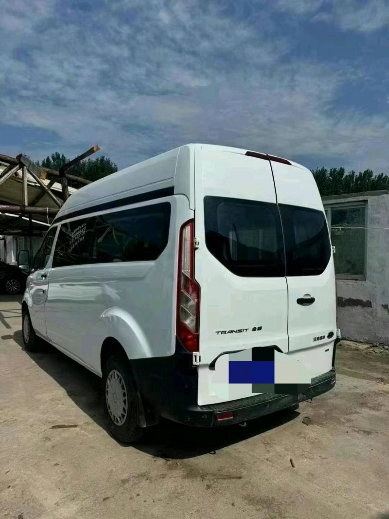 临沂17年福特全顺5