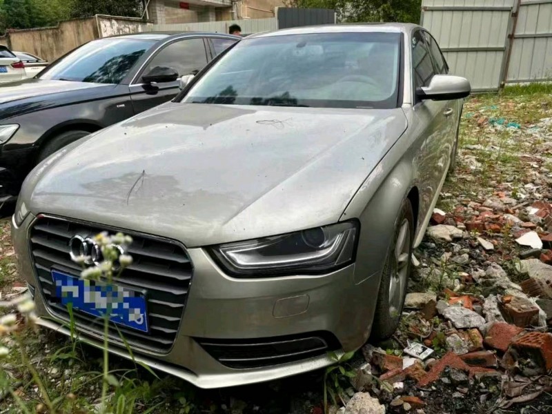 济南16年奥迪A4L3