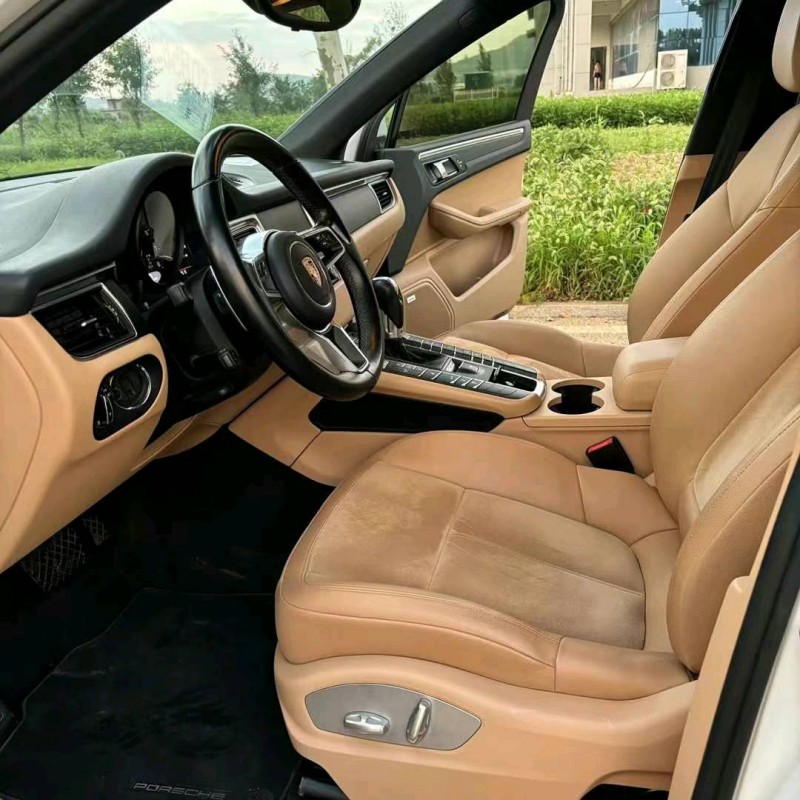 潍坊16年保时捷Macan9