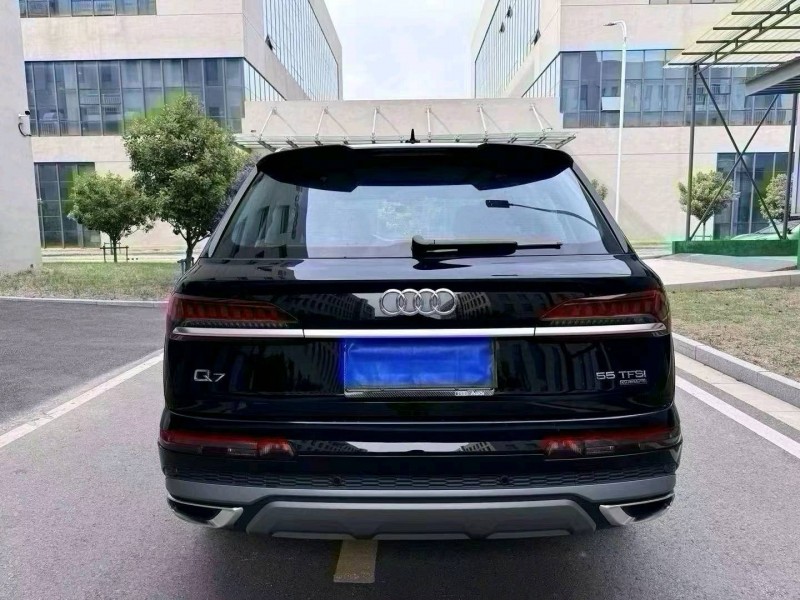 苏州23年奥迪Q79