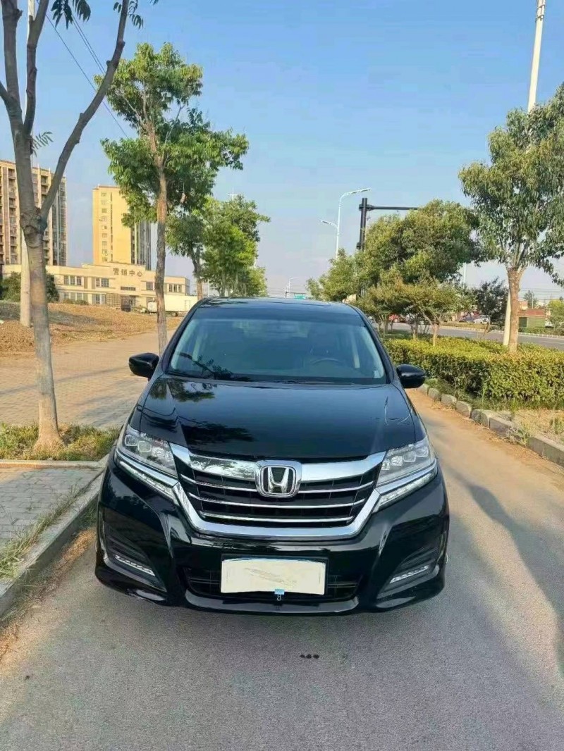 苏州18年本田艾力绅1