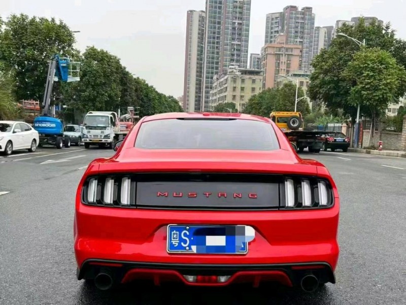 江门18年福特野马5